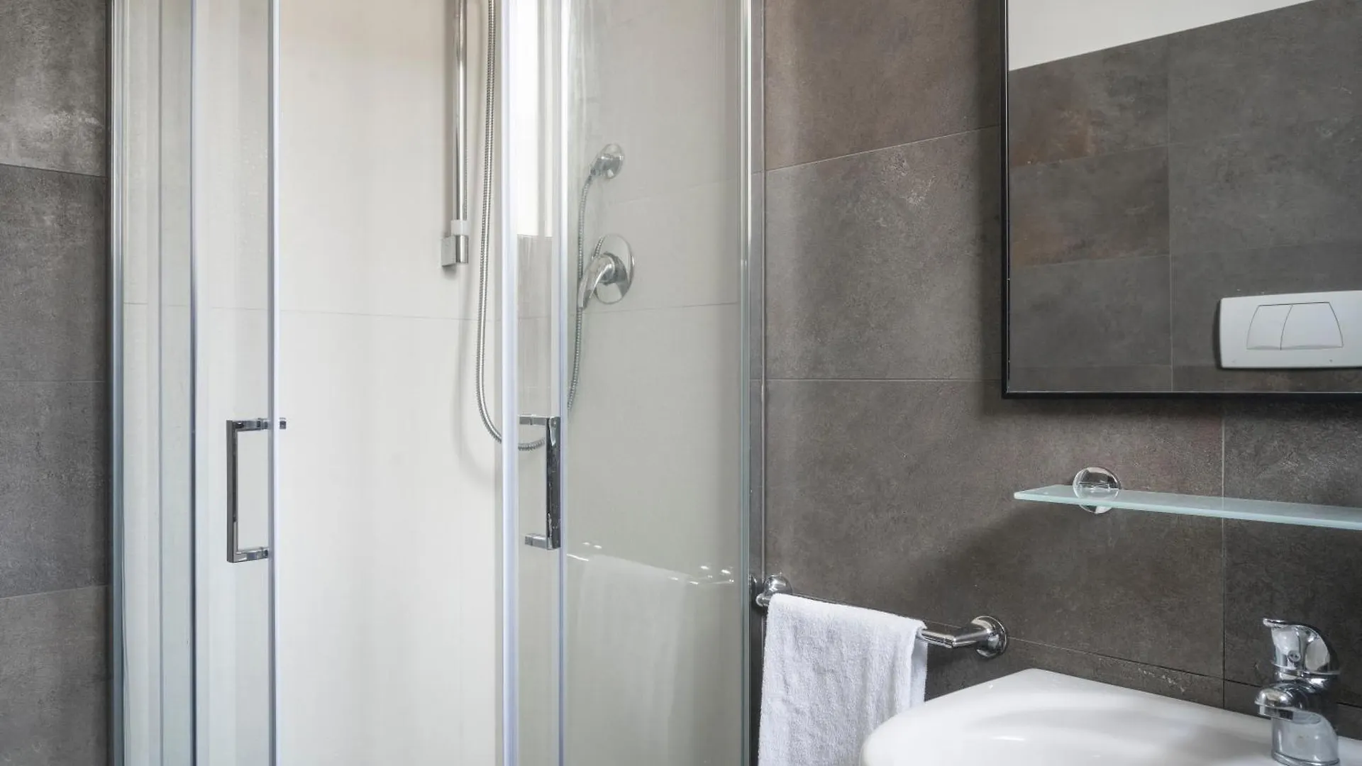 Hotel La Terrazza Виченца Италия